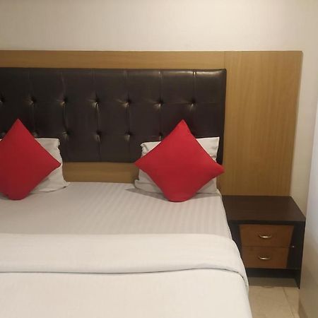 Hotel Palm Star Belapurpada Dış mekan fotoğraf